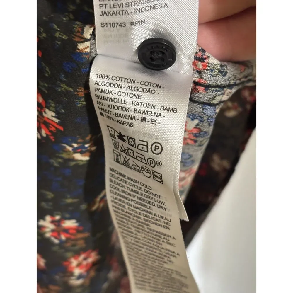 Levi’s Floral Button Up Shirt Men L Cotton Short Sleeve Casual Pocket Top Grunge